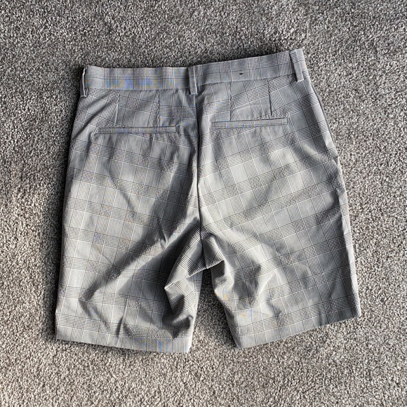 H&M Dress Shorts - Picture 3 of 3